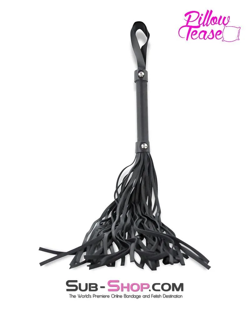 1841MQ      Vixen's Fantasy Long Black Whip