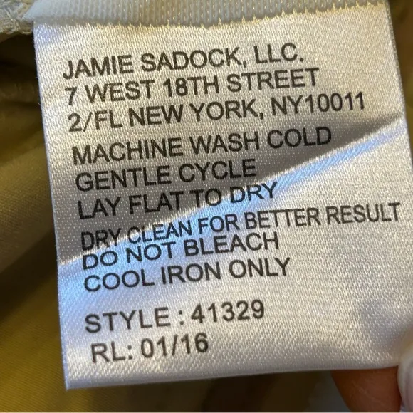 2 Pairs of Jamie Sadock Women’s Golf Shorts Sz 8 Khaki Tan &amp; Black NWOT