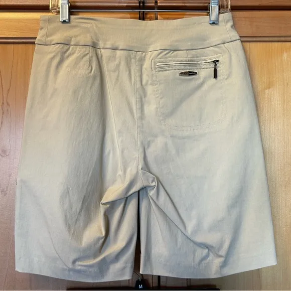 2 Pairs of Jamie Sadock Women’s Golf Shorts Sz 8 Khaki Tan &amp; Black NWOT