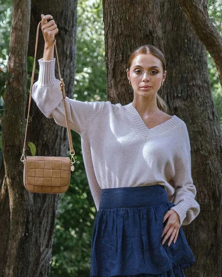 ARLINGTON MILNE Clara Weave Crossbody - Vintage Tan