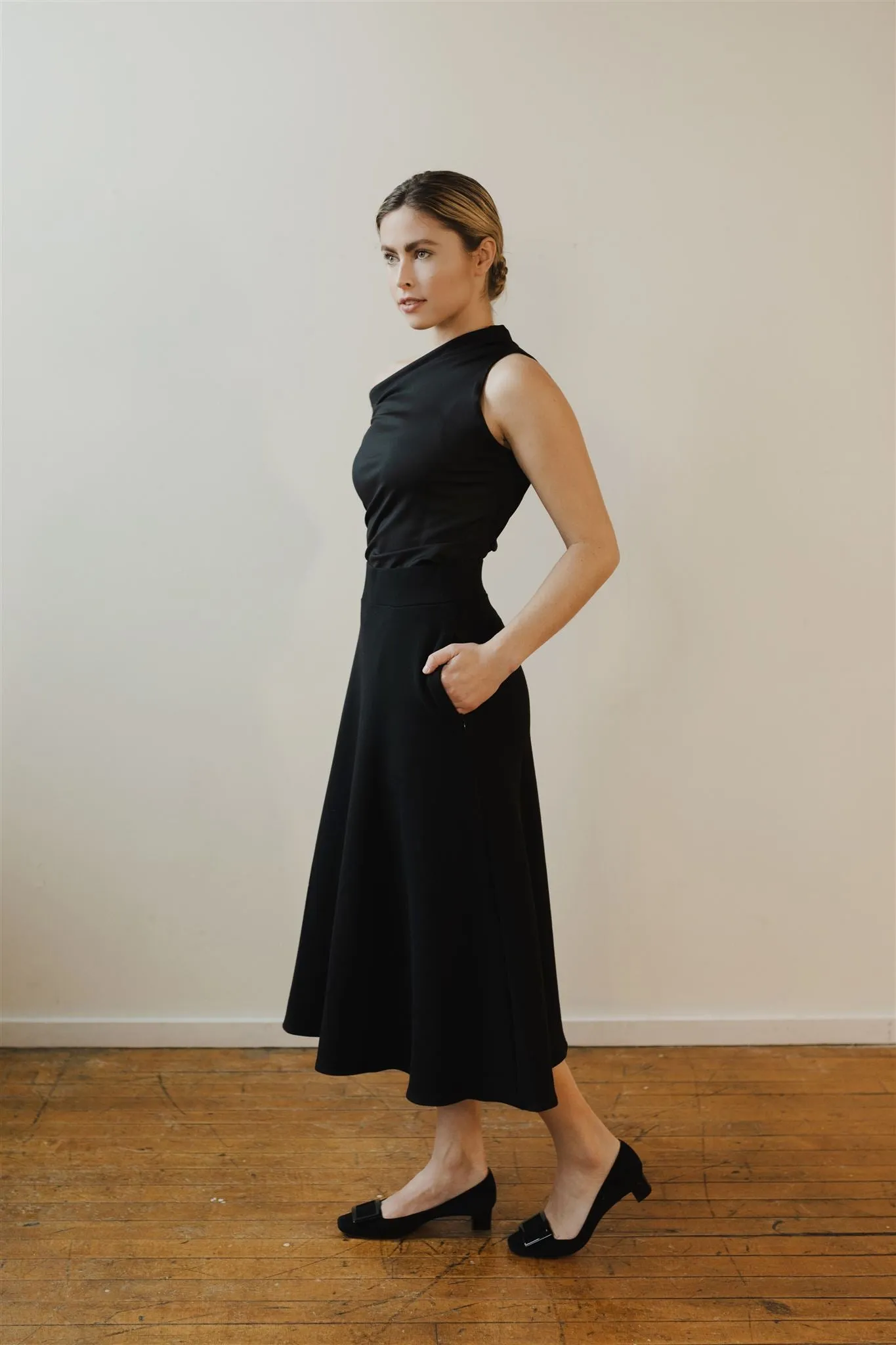 Audrey Zipper Pocket Midi Skirt - Black