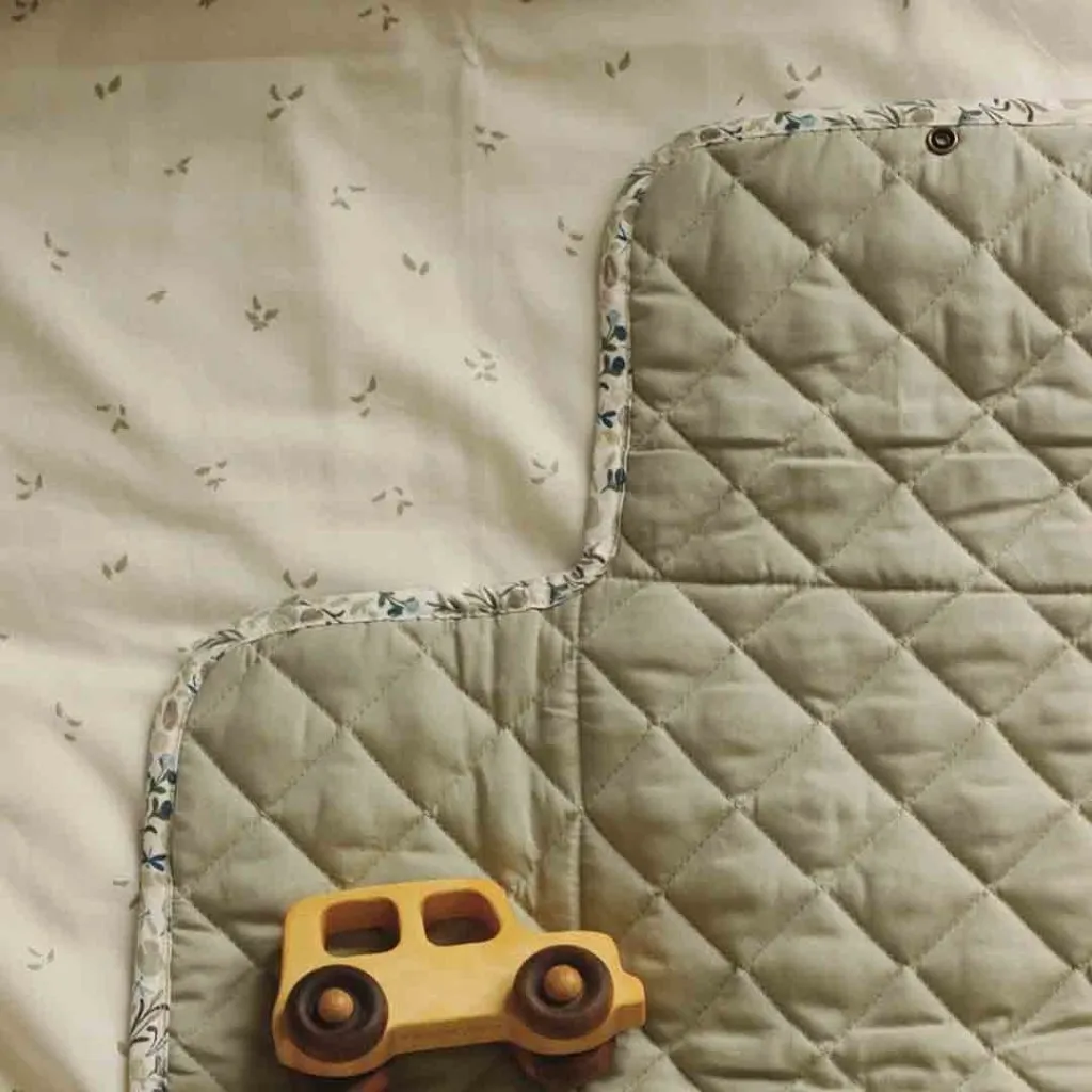 AVERY ROW Travel Baby Changing Mat - Riverbank