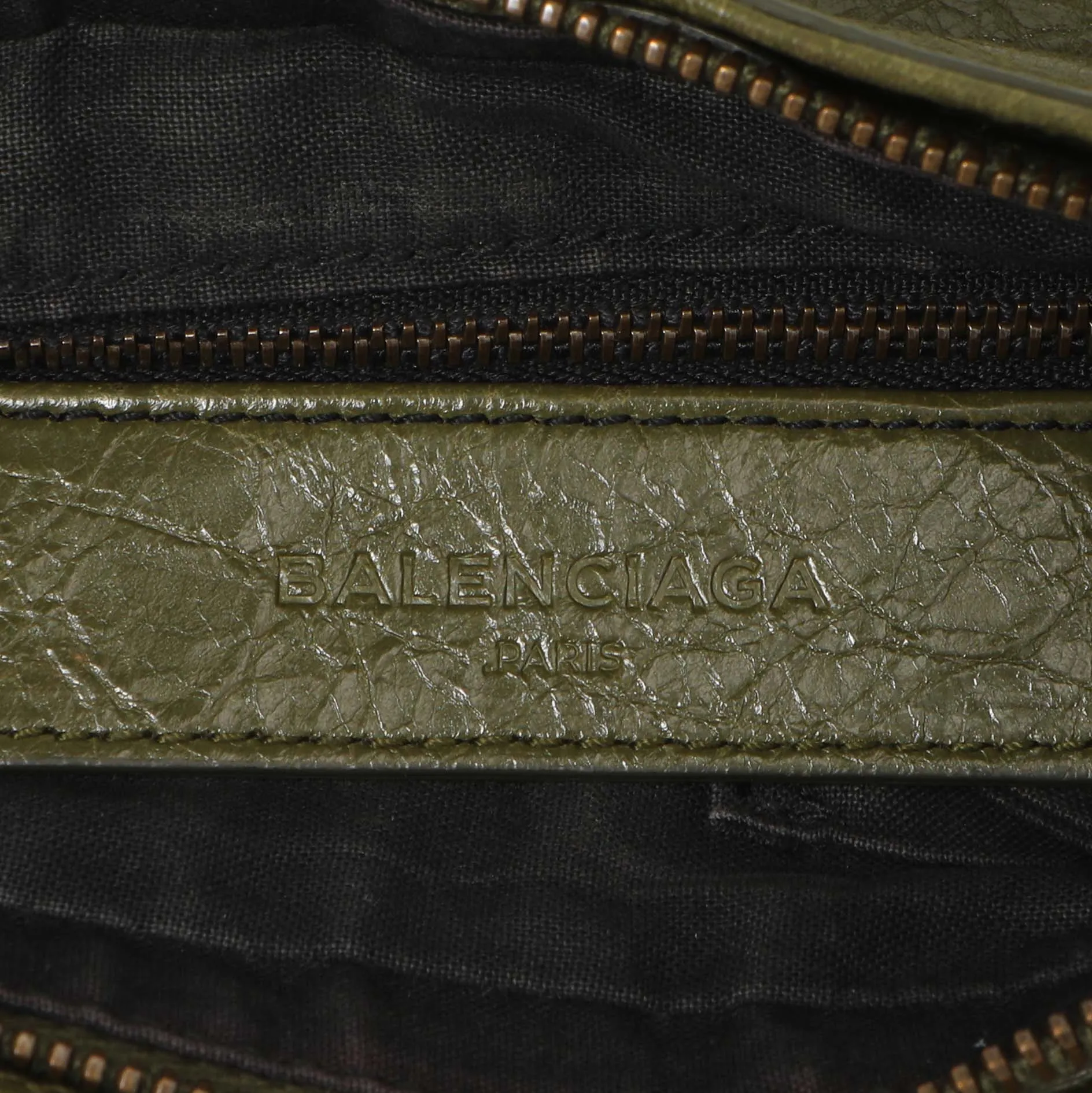 Balenciaga Olive Agneau Classic Hip