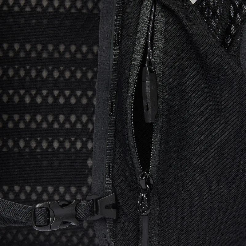 Black Diamond Distance 8 Backpack (Men's)