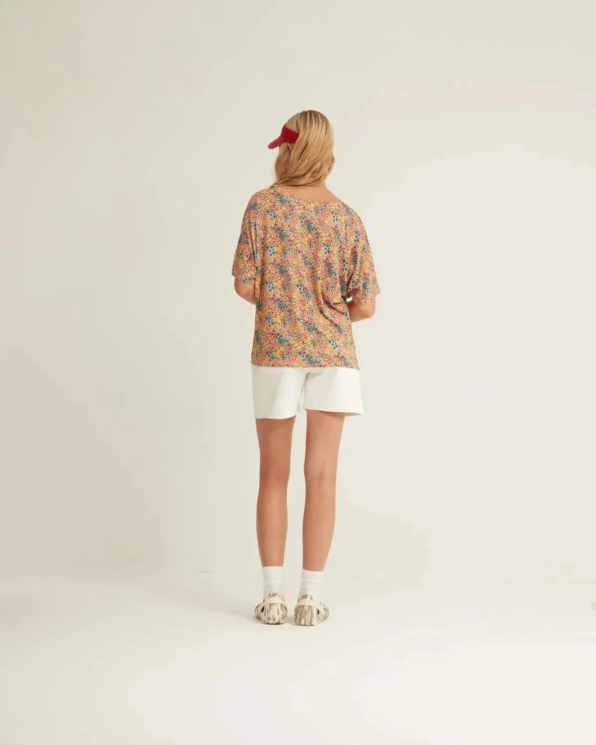 Camiseta Xantik Oversize Floral Fields