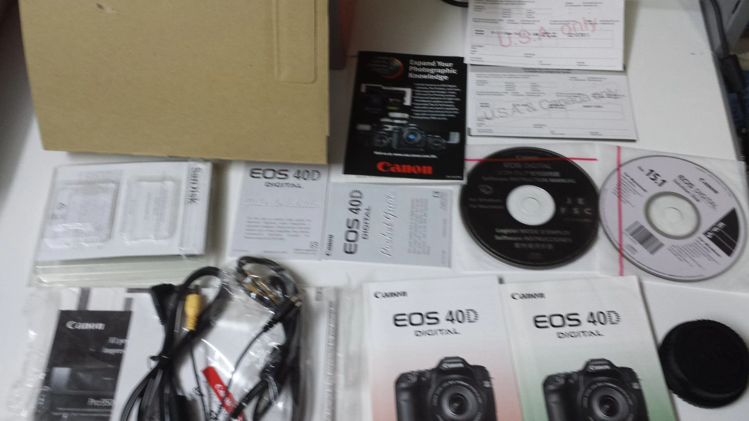 Canon EOS 40D DSLR with 17-85mm lens