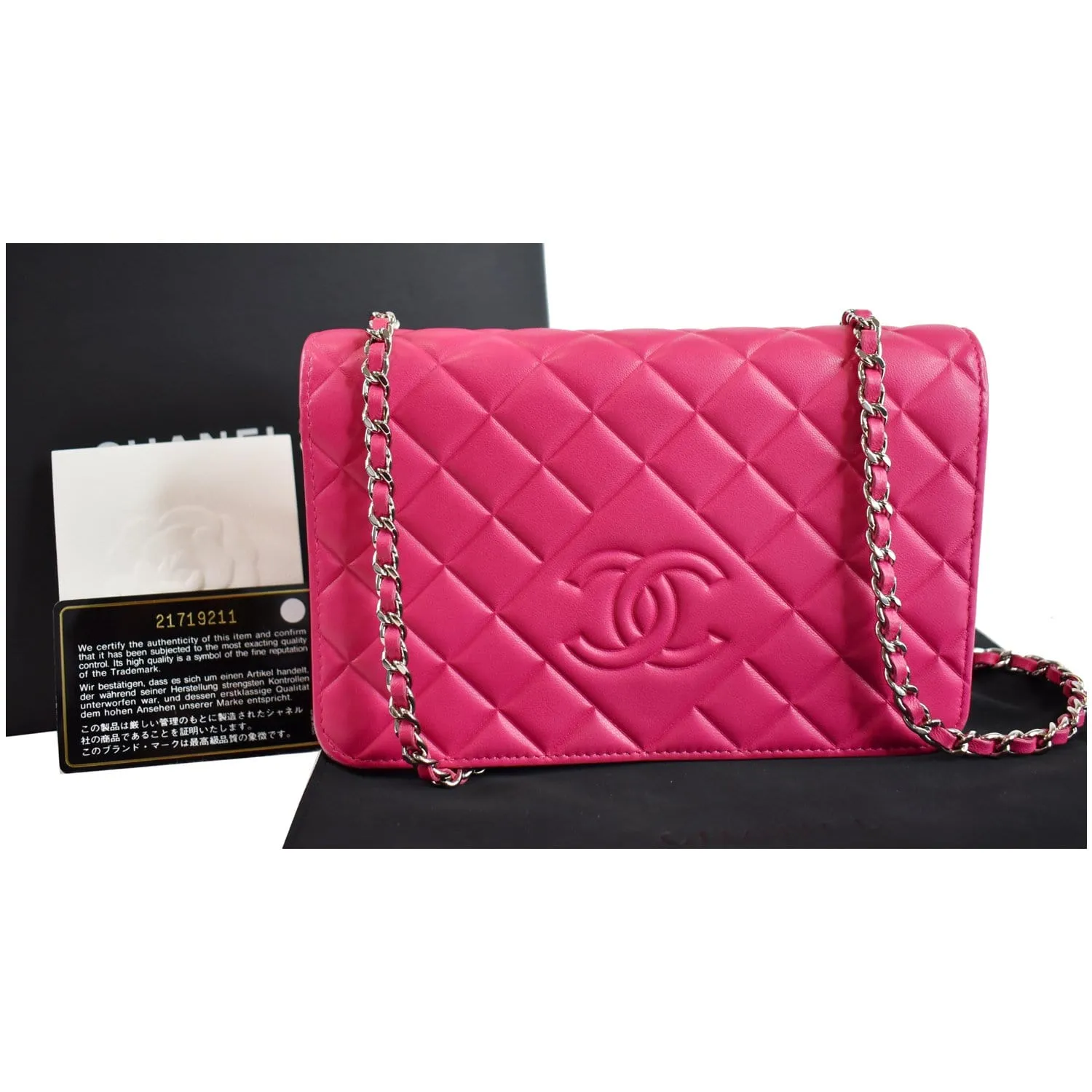 CHANEL Quilted Diamond CC Wallet On Chain WOC Crossbody Bag Fuchsia