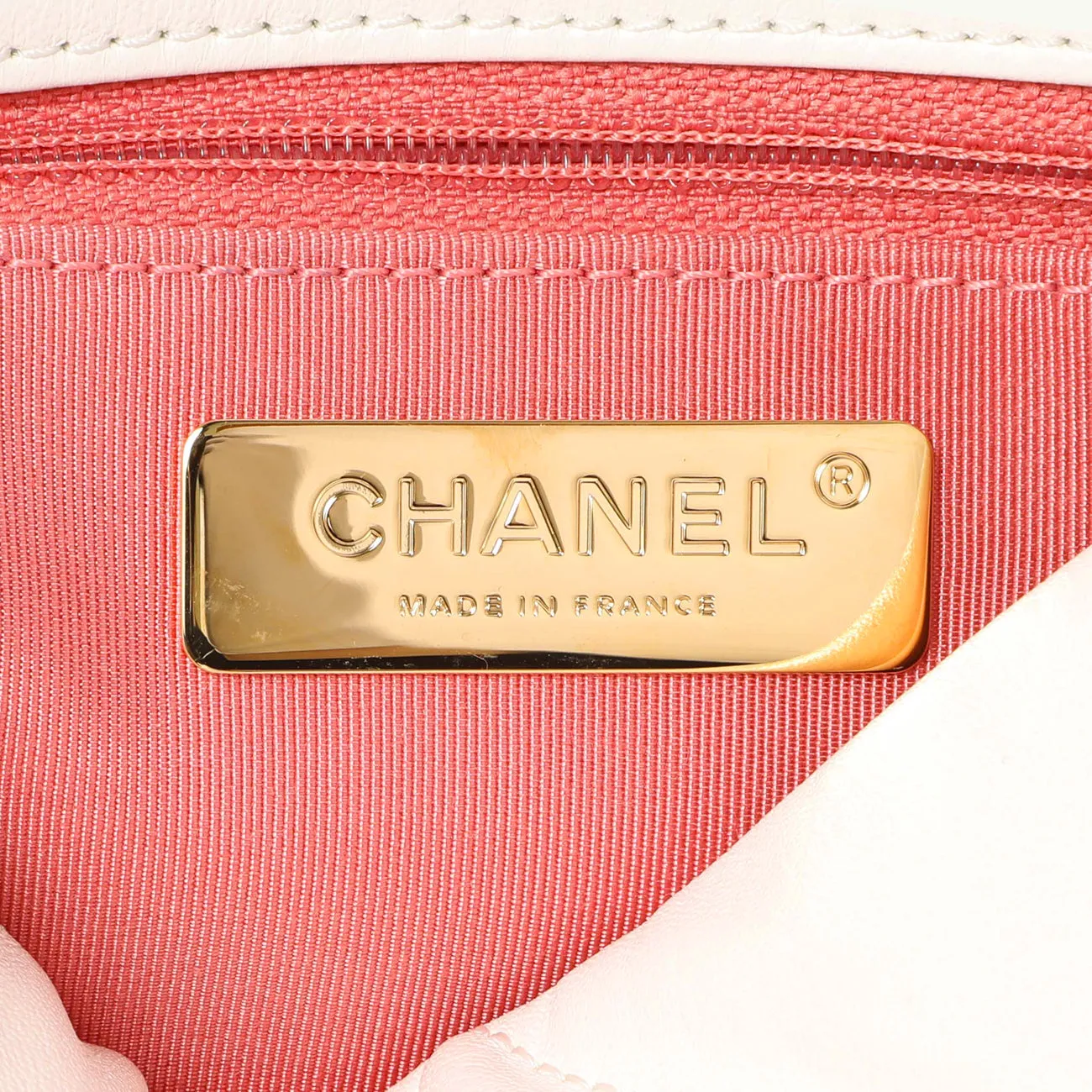 Chanel White Quilted Lambskin Large 19 Flap