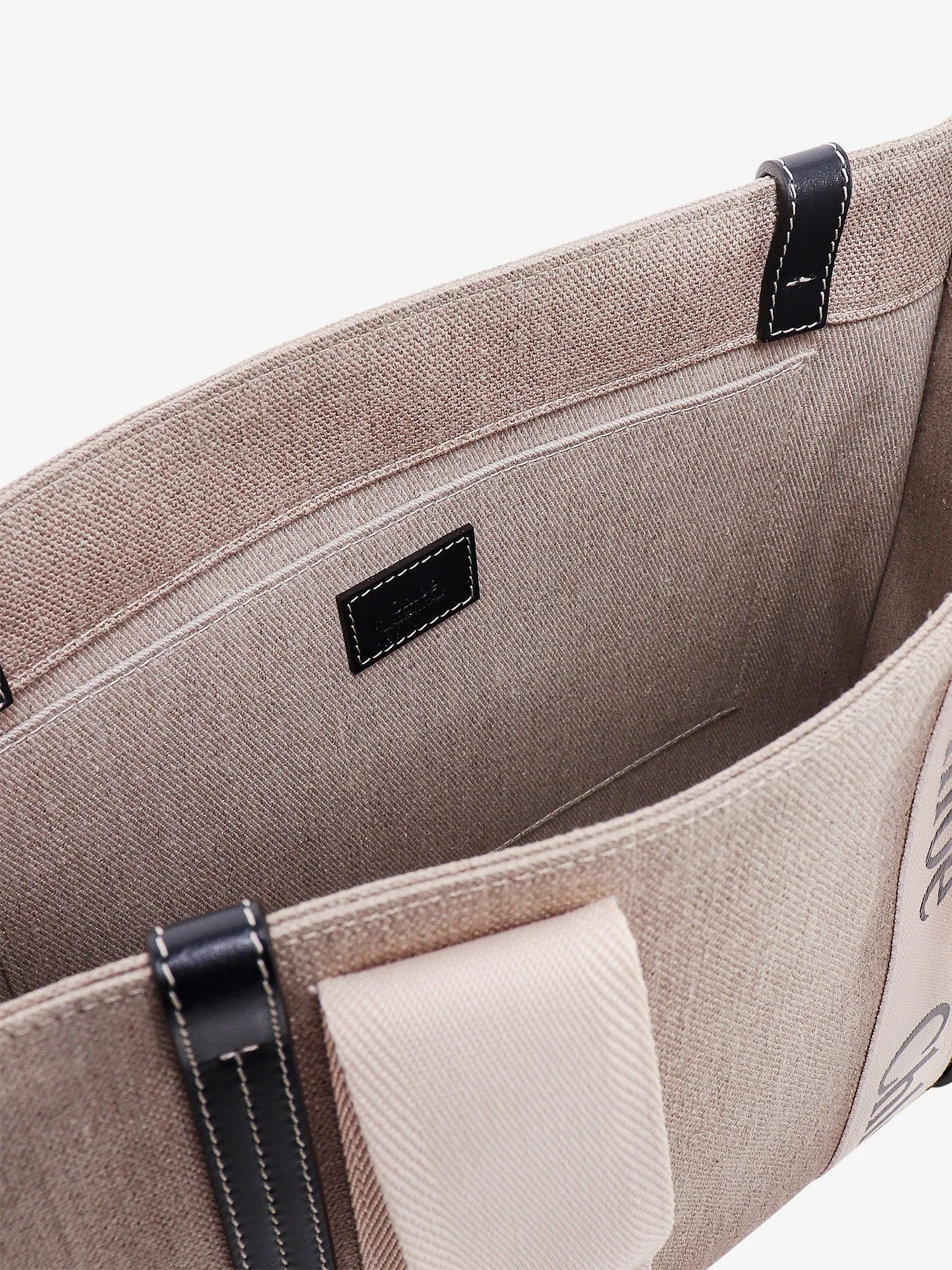 Chloe' Linen Shoulder Bag With Logo Print.This Bag Is Made With Lower Environmental Impact Material