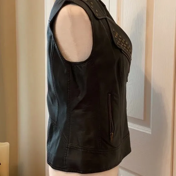 Christina Boy Meets GirlBlack Veganleather Zipper Sleeveless Vest Size Small