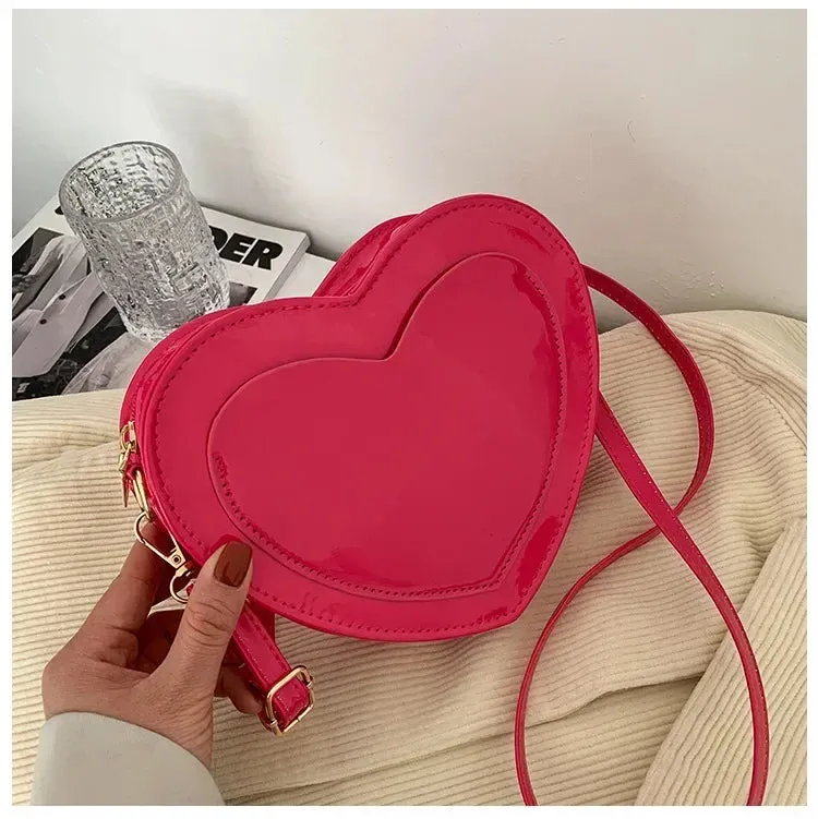 Crossbody Bags Purses Cute Peach Heart Shaped Handbags Trendy Fashion Simple Western Style Popular Bags for Women