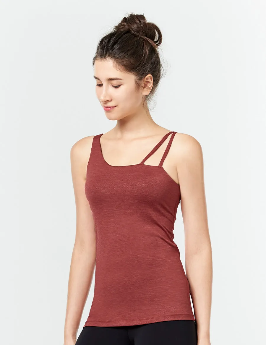 easyoga LA-VEDA Asym V Back Tank - M42 M-Brick red