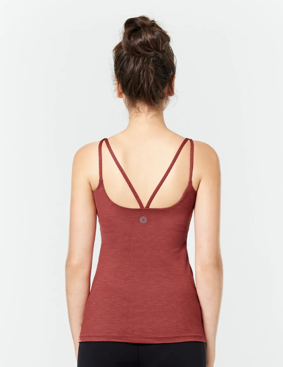 easyoga LA-VEDA Asym V Back Tank - M42 M-Brick red