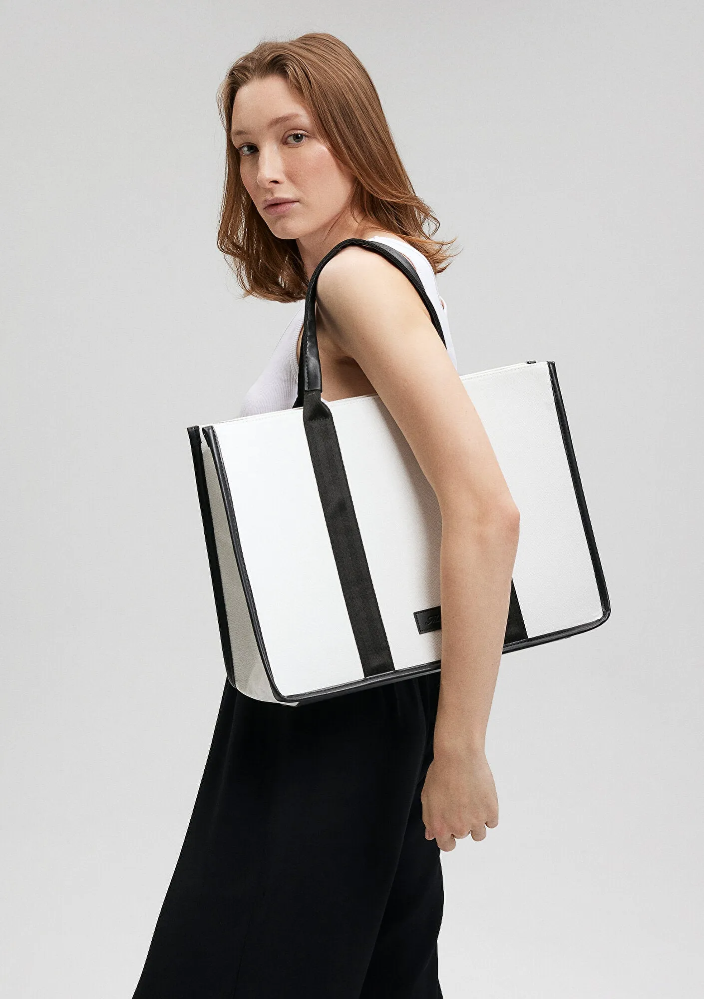 Ecru Arm Bag