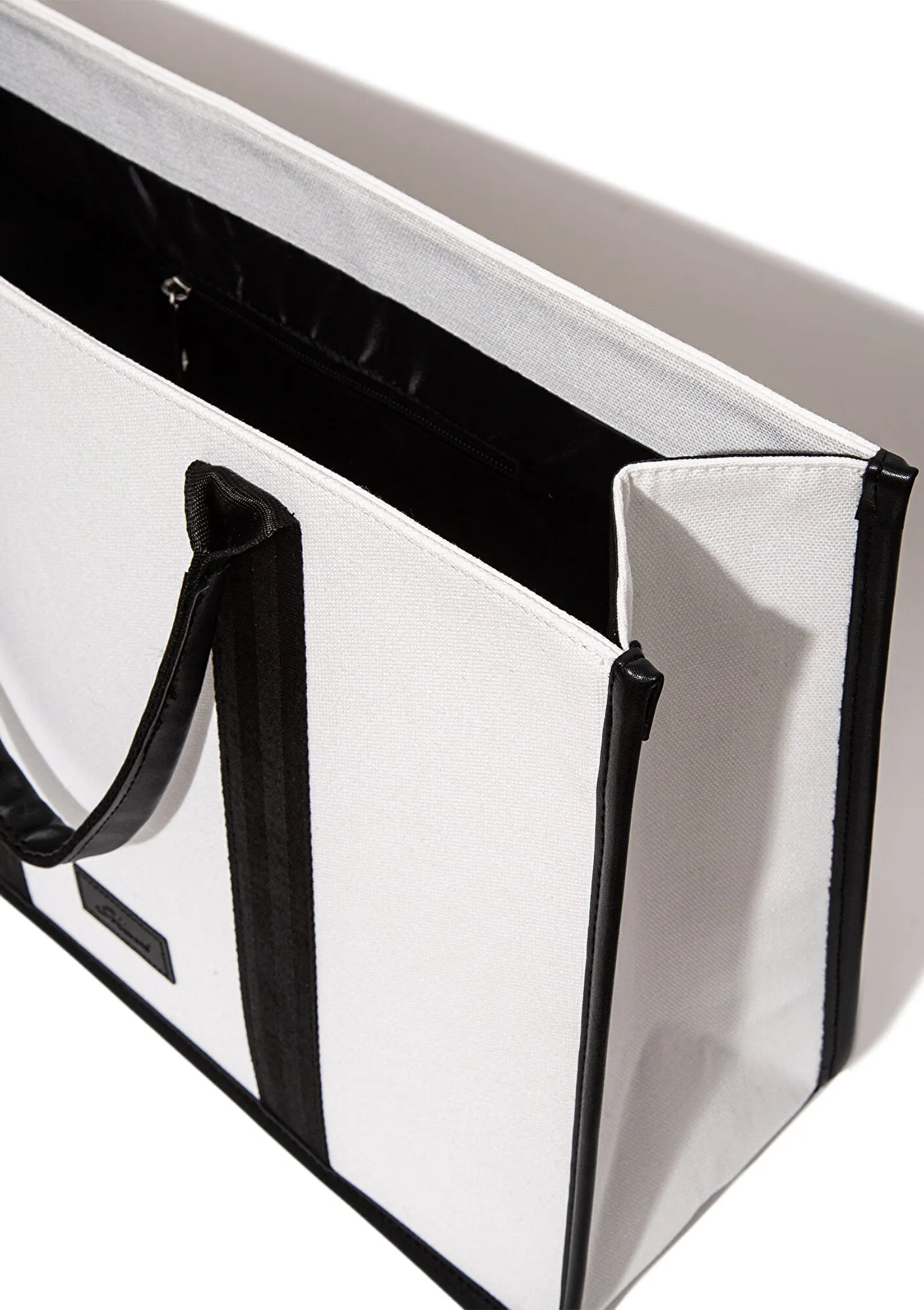 Ecru Arm Bag