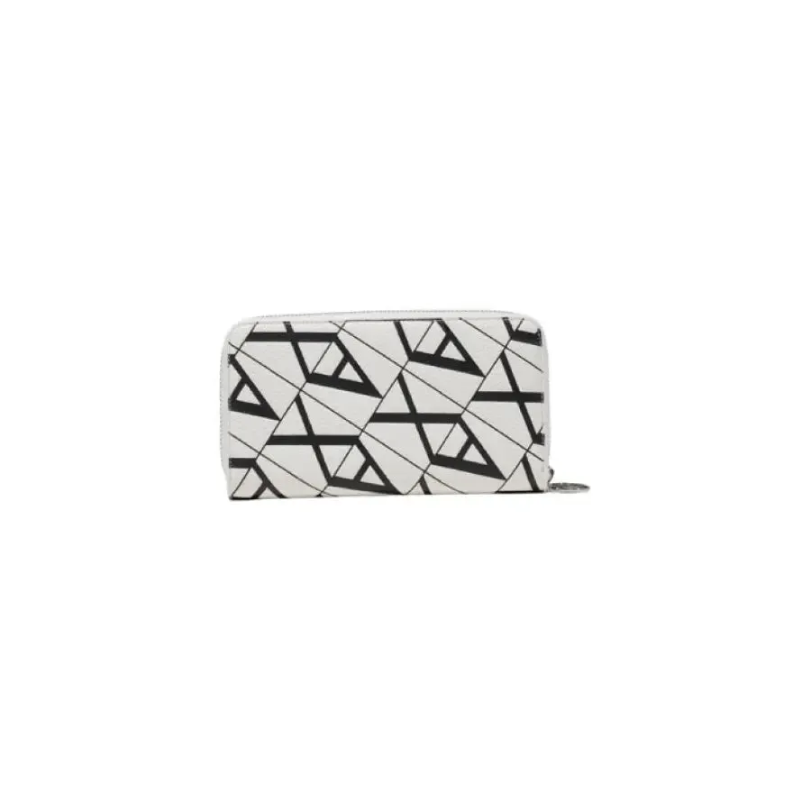 Elegant White Wallet with Black Geometric Pattern