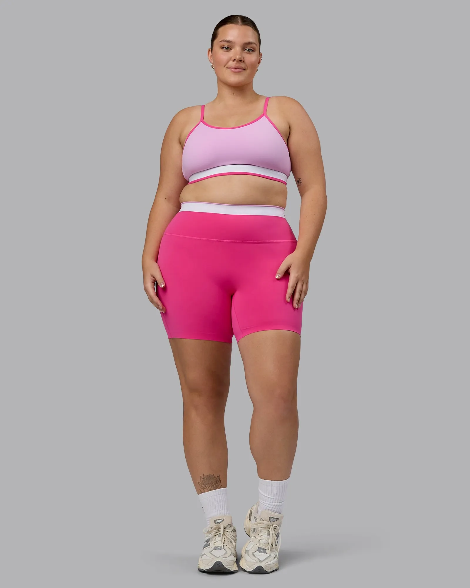 Excel Mid Short Tights - Ultra Pink