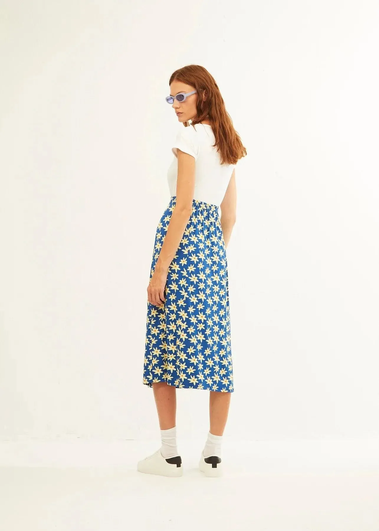 Falda Xantik Apertura Lateral Navy Daisy