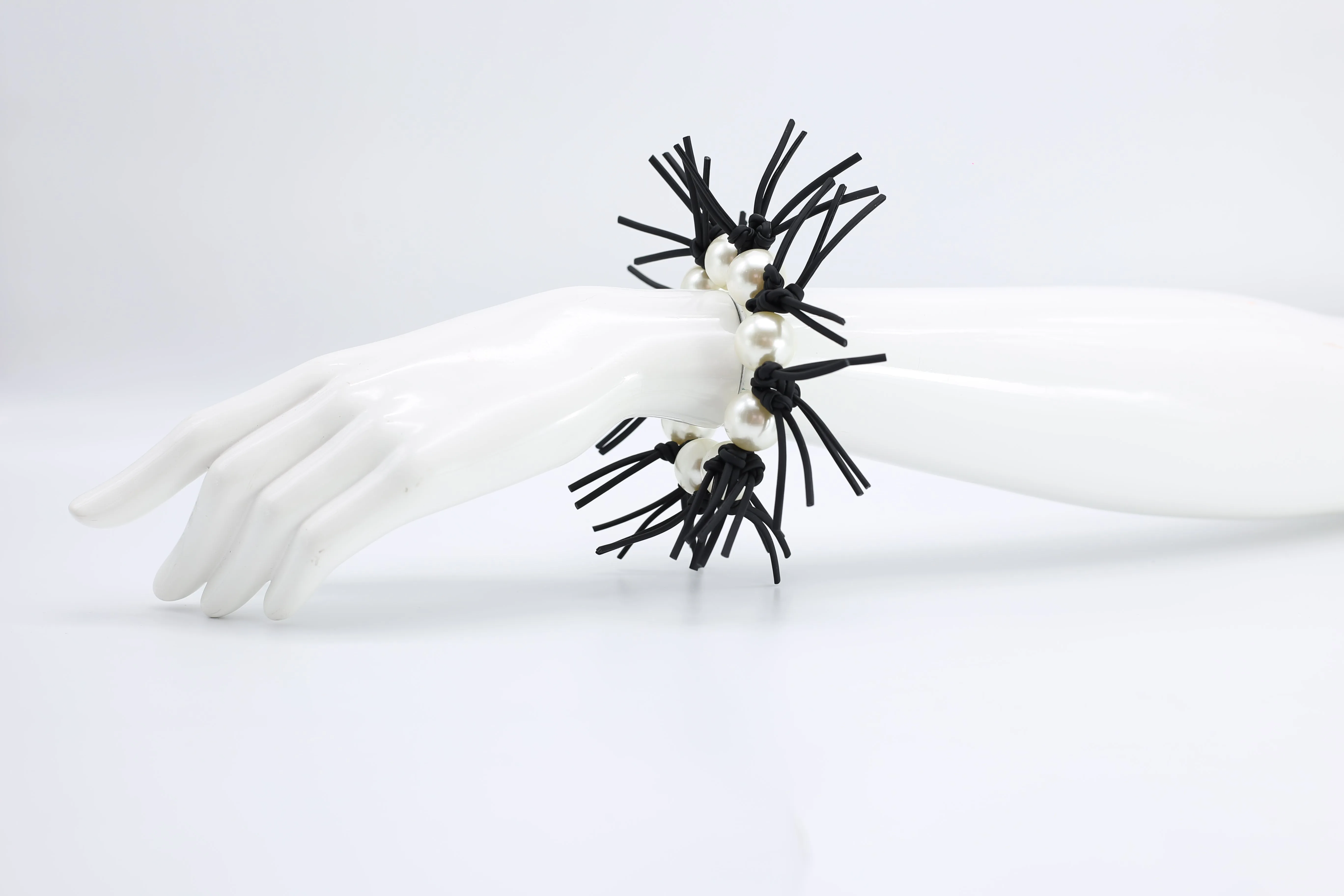 Faux Pearl with Leatherette Spikes Necklace & Bracelet Set - White