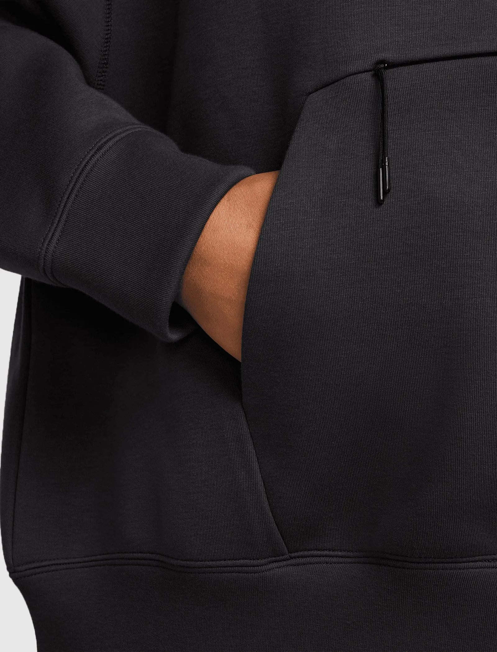 FLEECE HOODIE