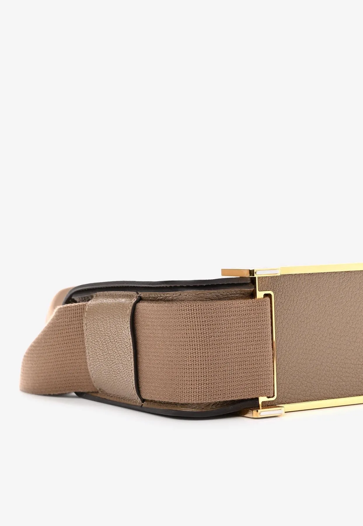 Geta Shoulder Bag in Etoupe Chèvre Mysore with Gold Hardware