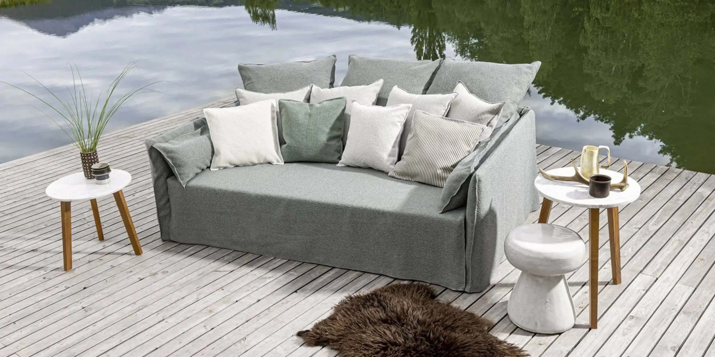 Ghost Out 16 - Outdoor Sofa