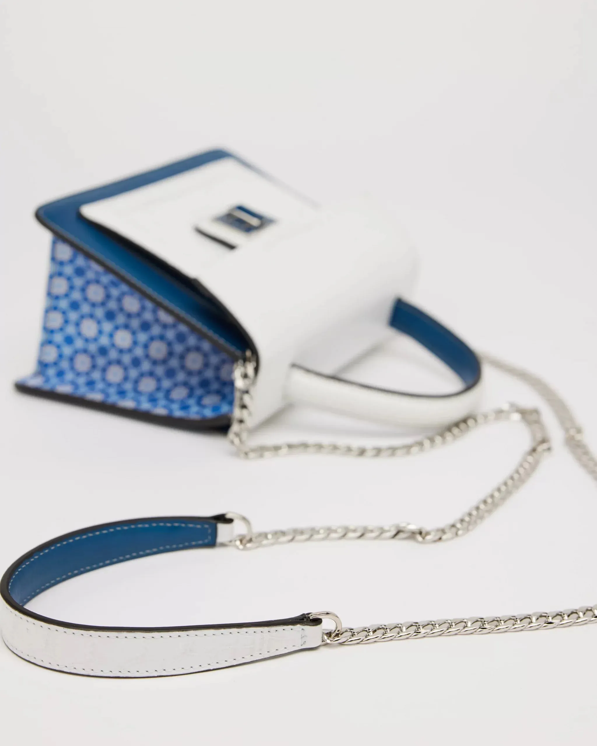 Hasna Blue Limited Edition