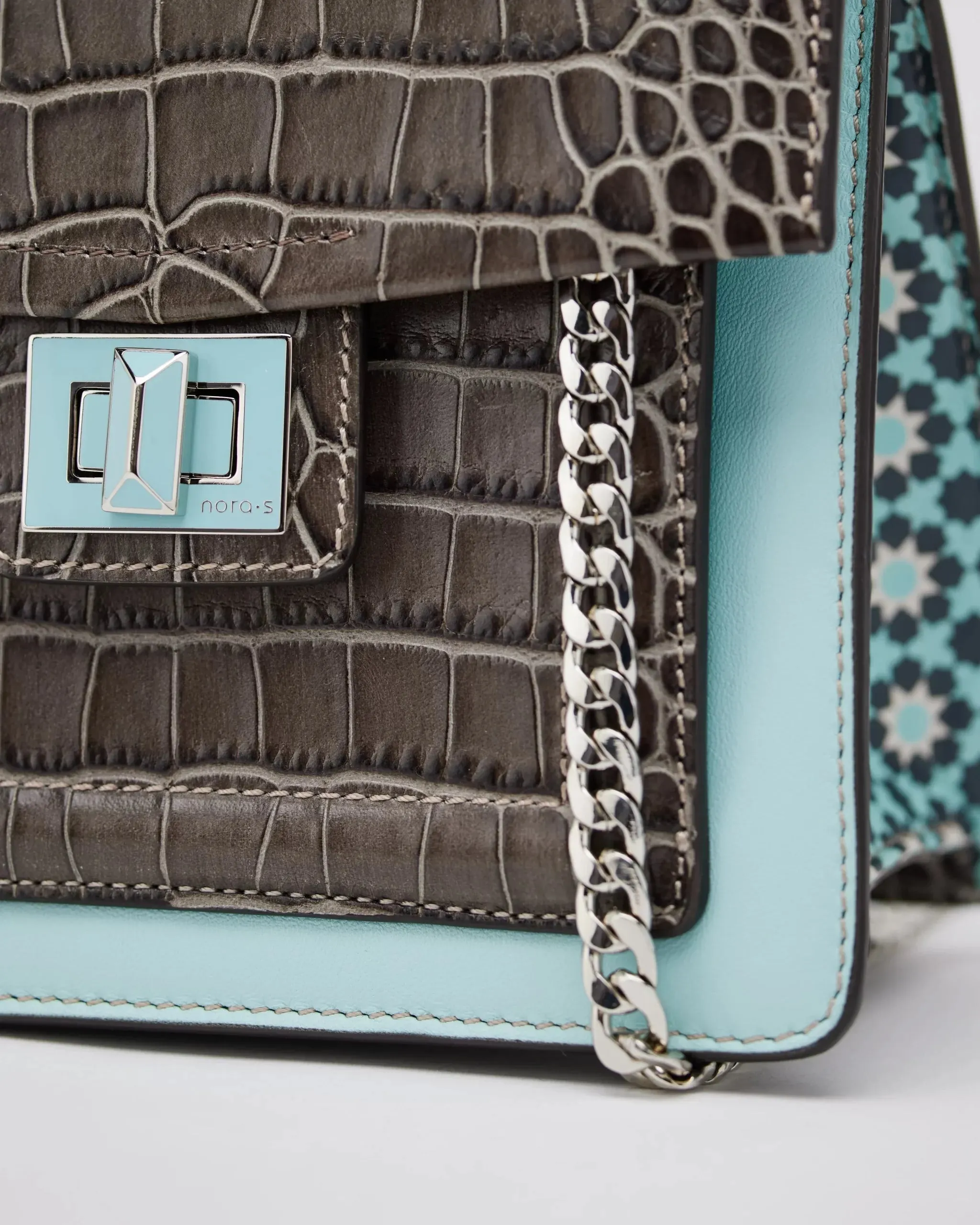 Hasna Green Turquoise Limited Edition