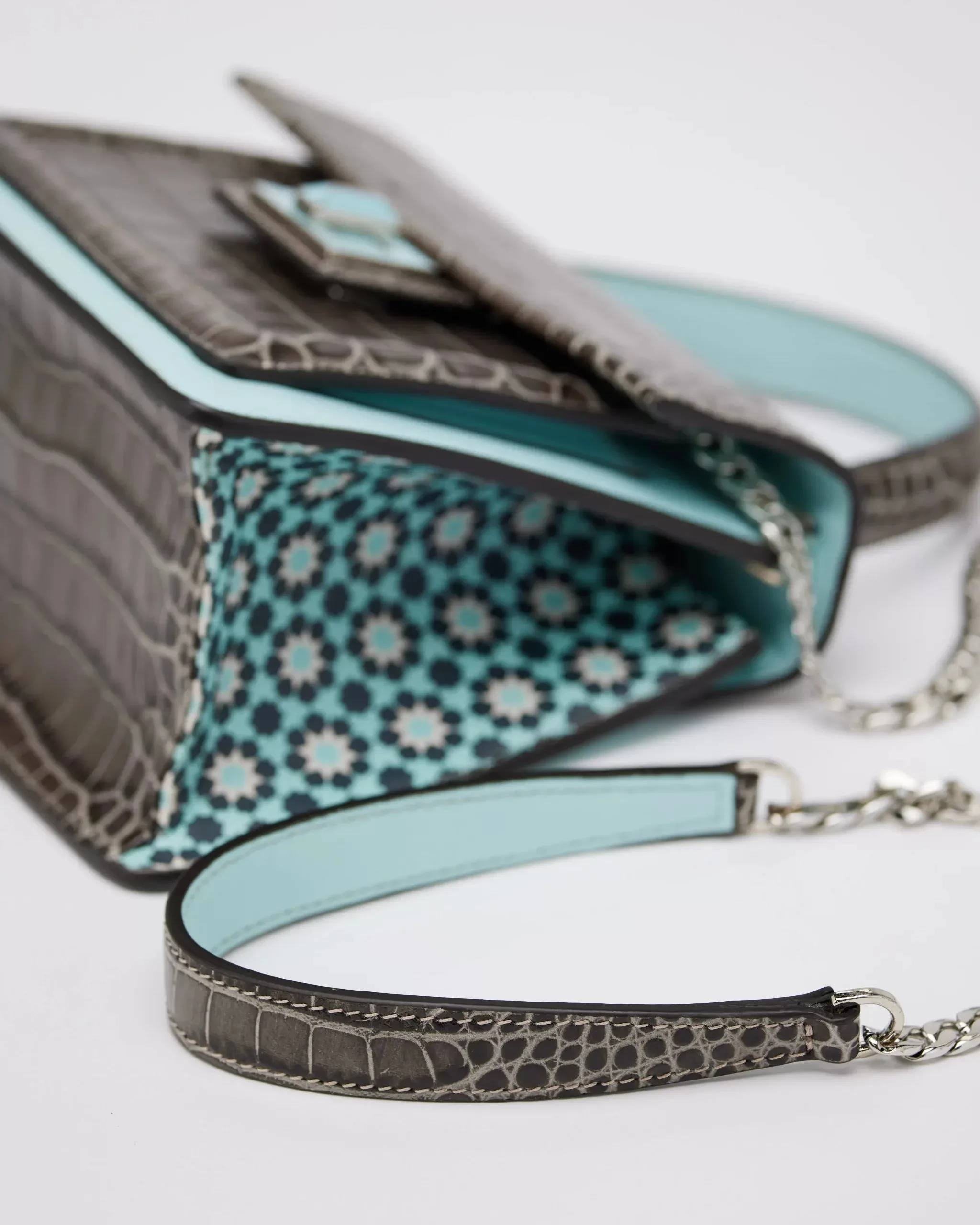 Hasna Green Turquoise Limited Edition