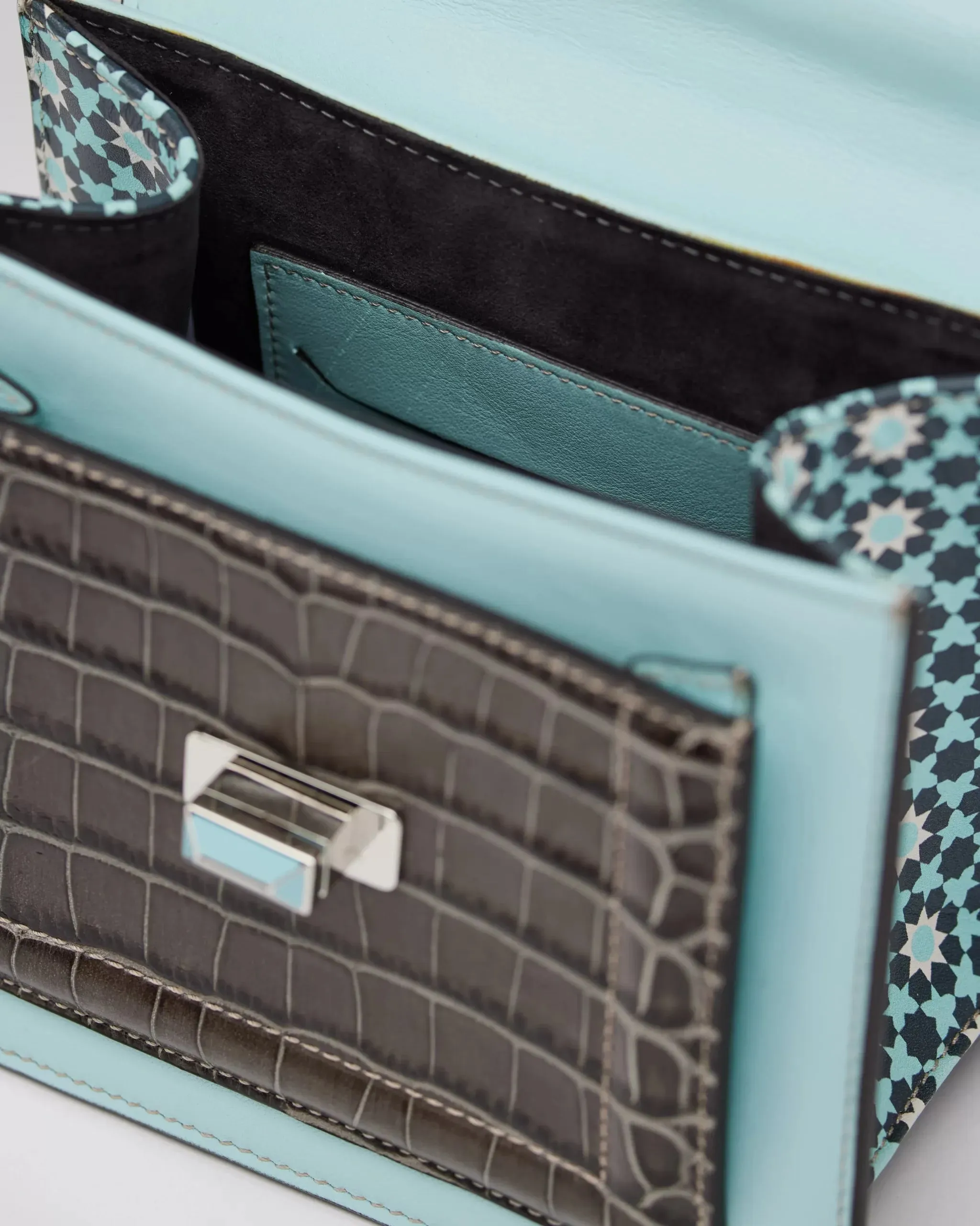 Hasna Green Turquoise Limited Edition
