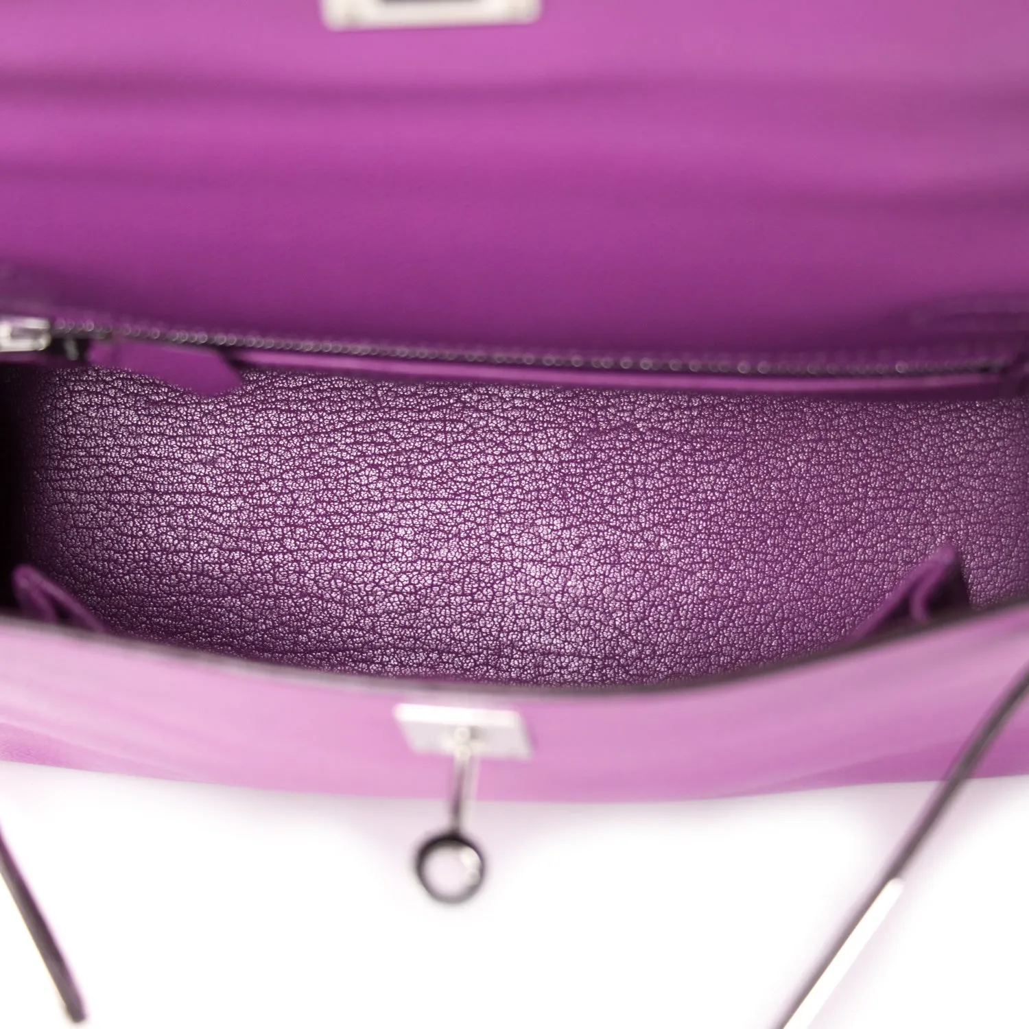 Hermès Kelly 25 Retourne Violet Courchevel