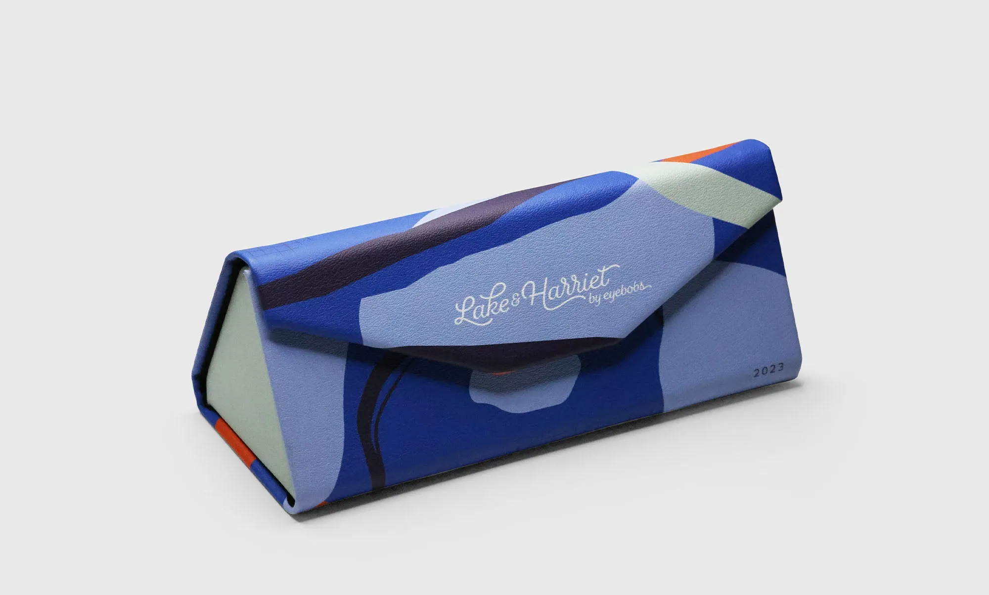 Lake & Harriet by eyebobs Tri-Fold Case
