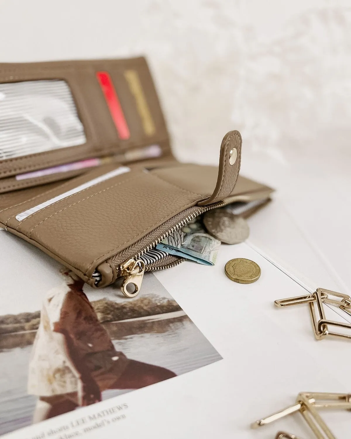LOUENHIDE Stella Wallet - Coffee