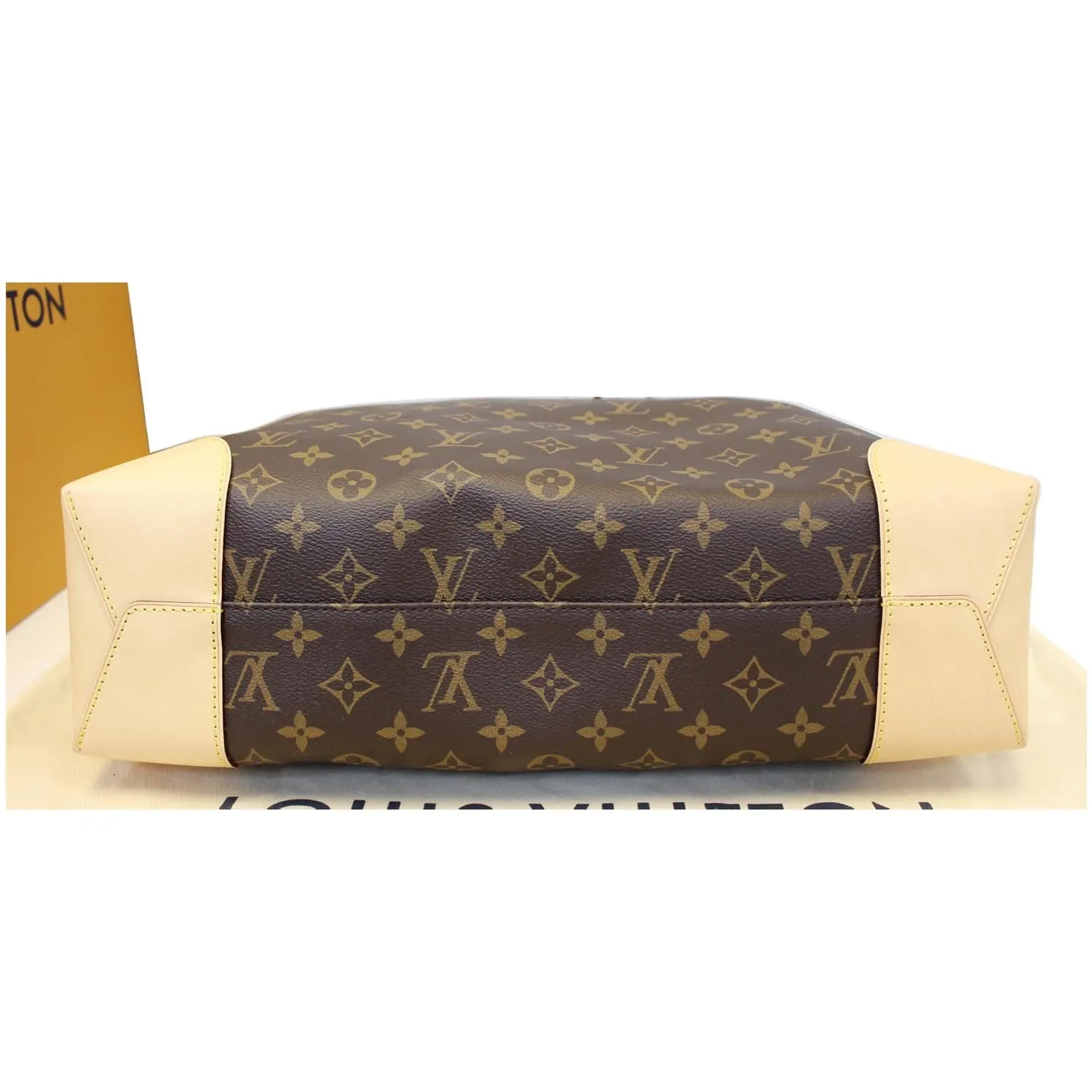 LOUIS VUITTON Berri MM Monogram Canvas Shoulder Bag Brown
