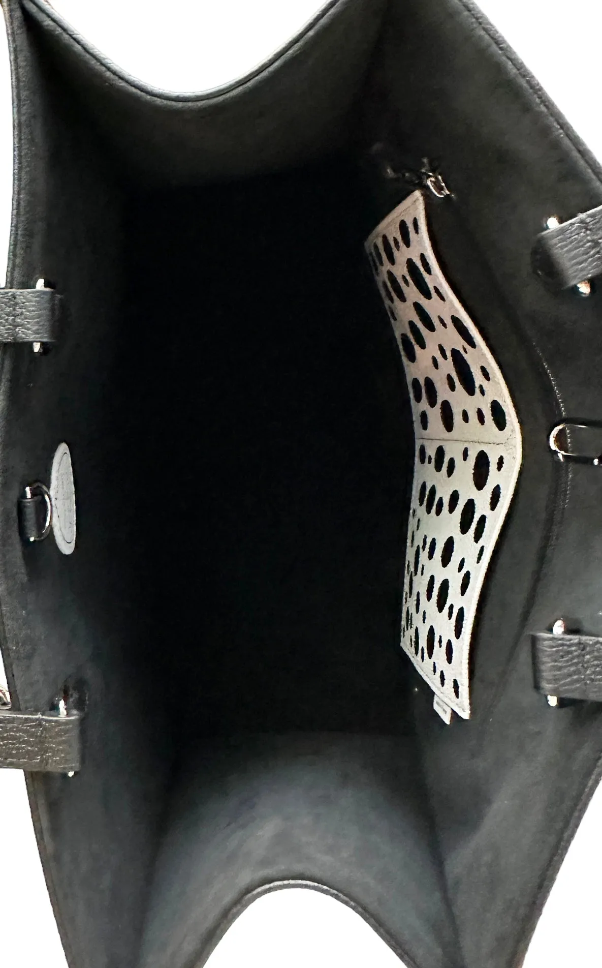Louis Vuitton Black/White Empreinte Monogram LV x YK OnTheGo MM Tote Bag