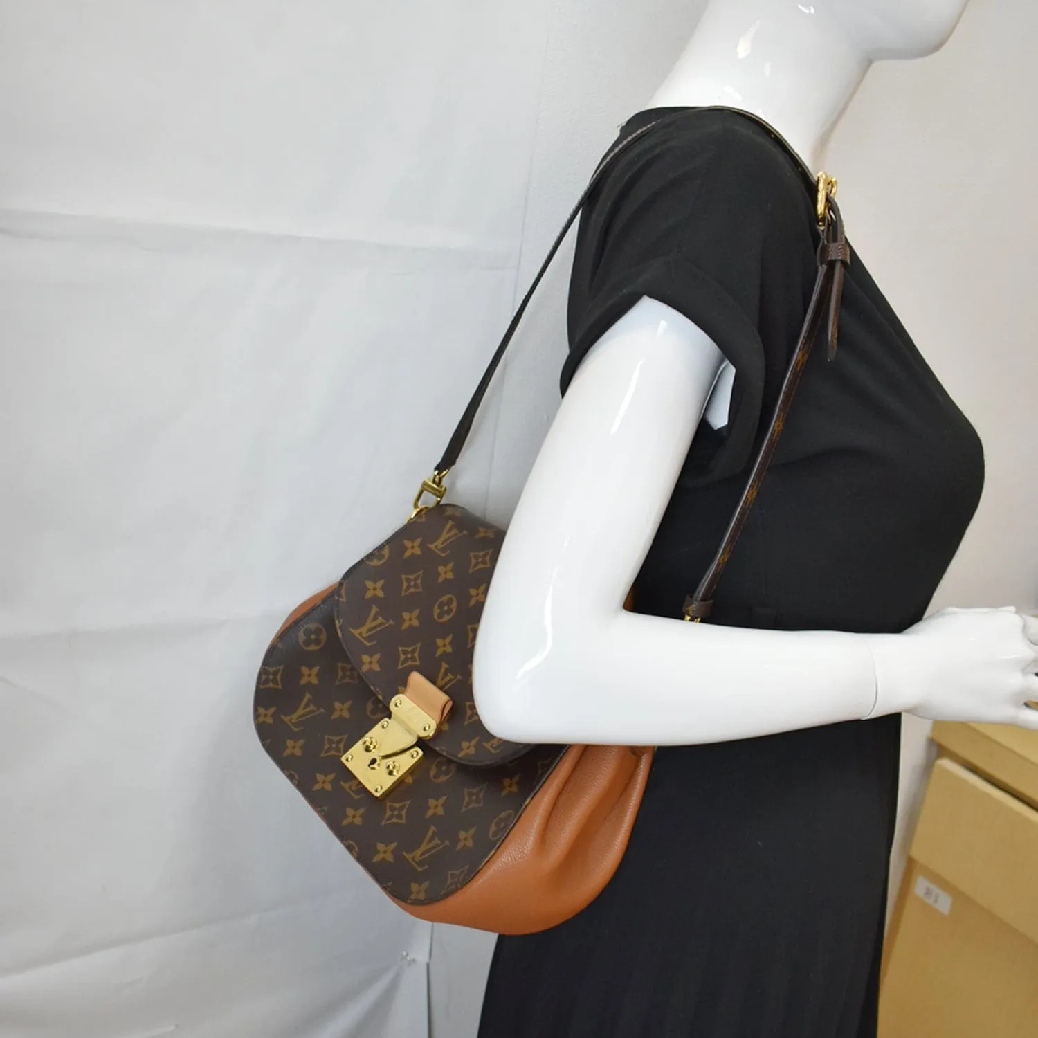 LOUIS VUITTON Eden MM Monogram Canvas Shoulder Bag Brown