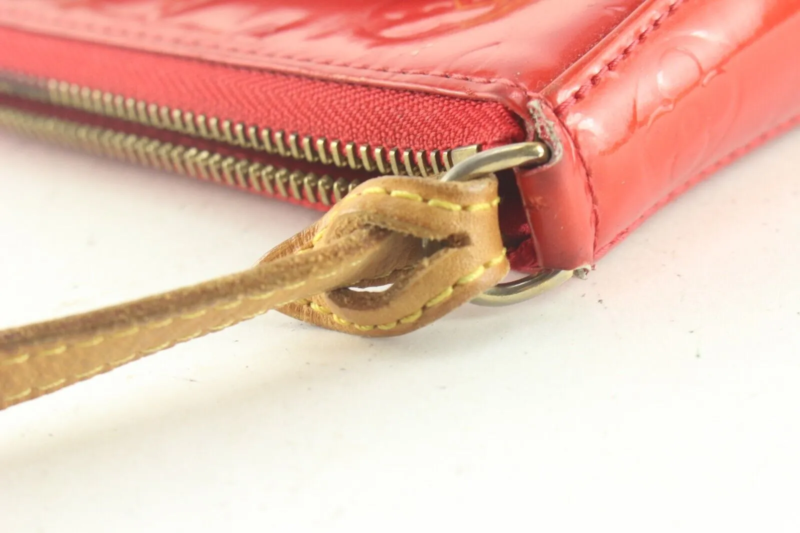 Louis Vuitton Mallory Pochette Accessories with Shoulder Strap 7LK913K