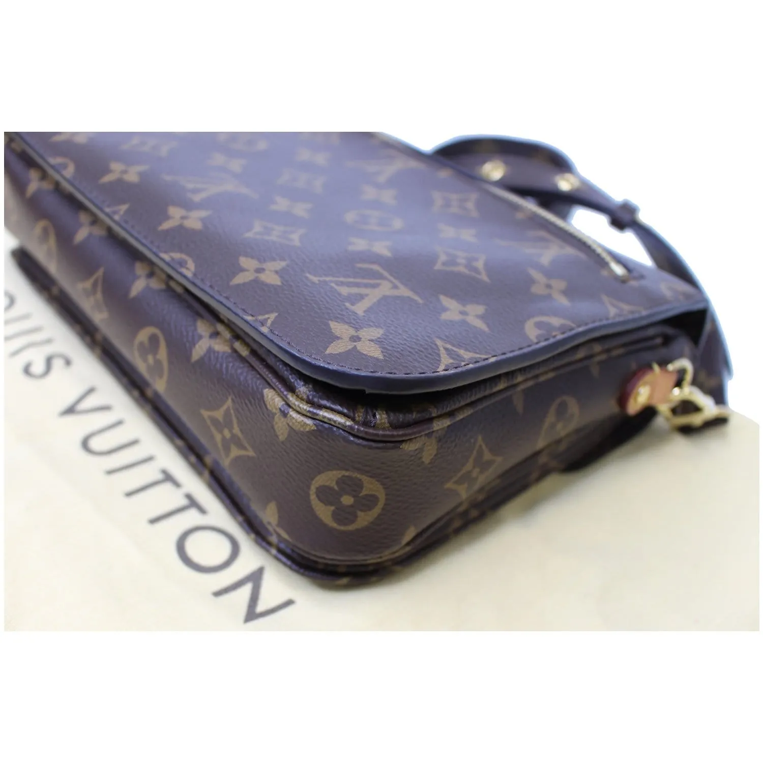 LOUIS VUITTON Metis Pochette Monogram Canvas Crossbody Bag Brown
