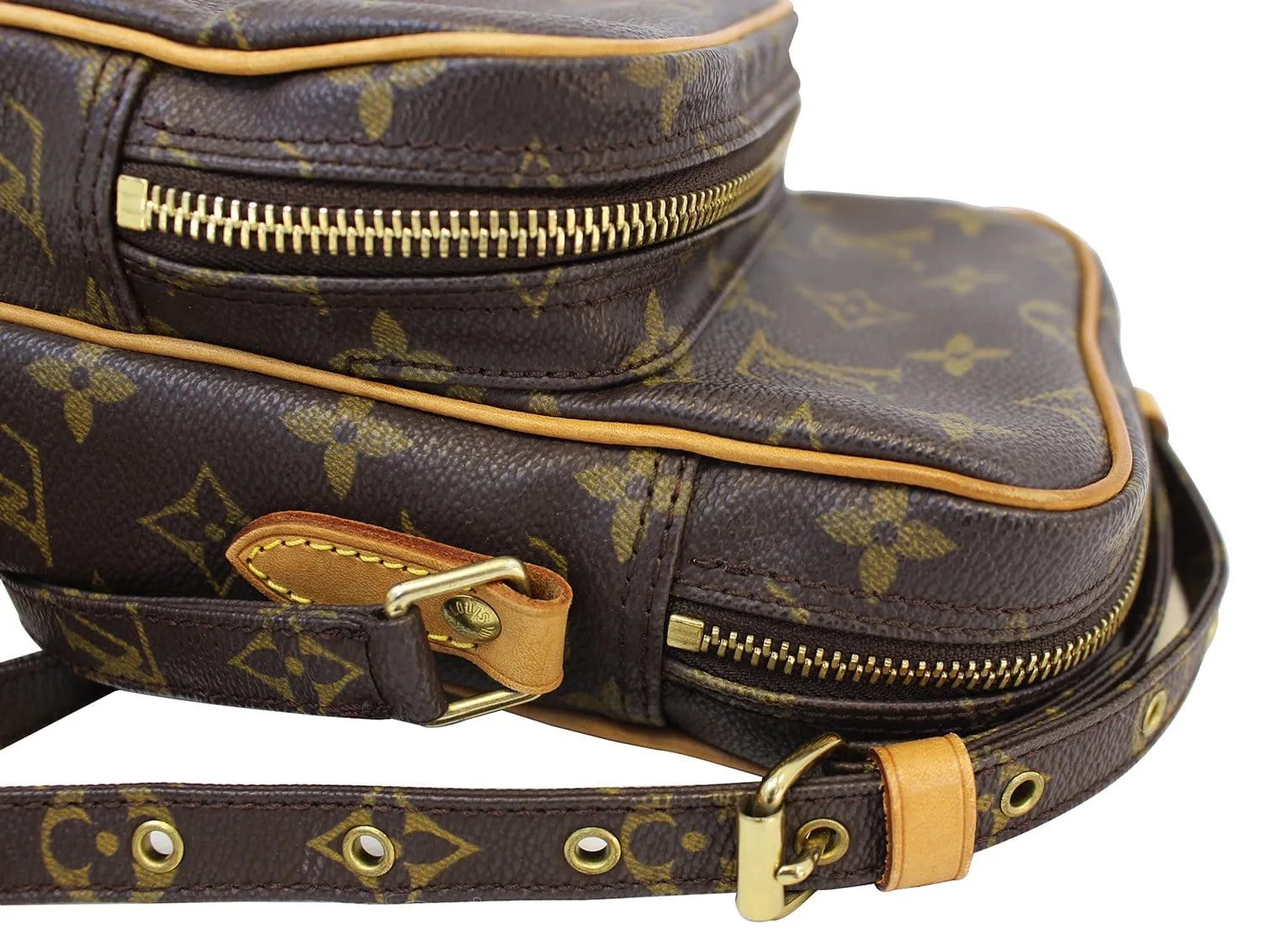 LOUIS VUITTON Monogram Amazone Shoulder Bag