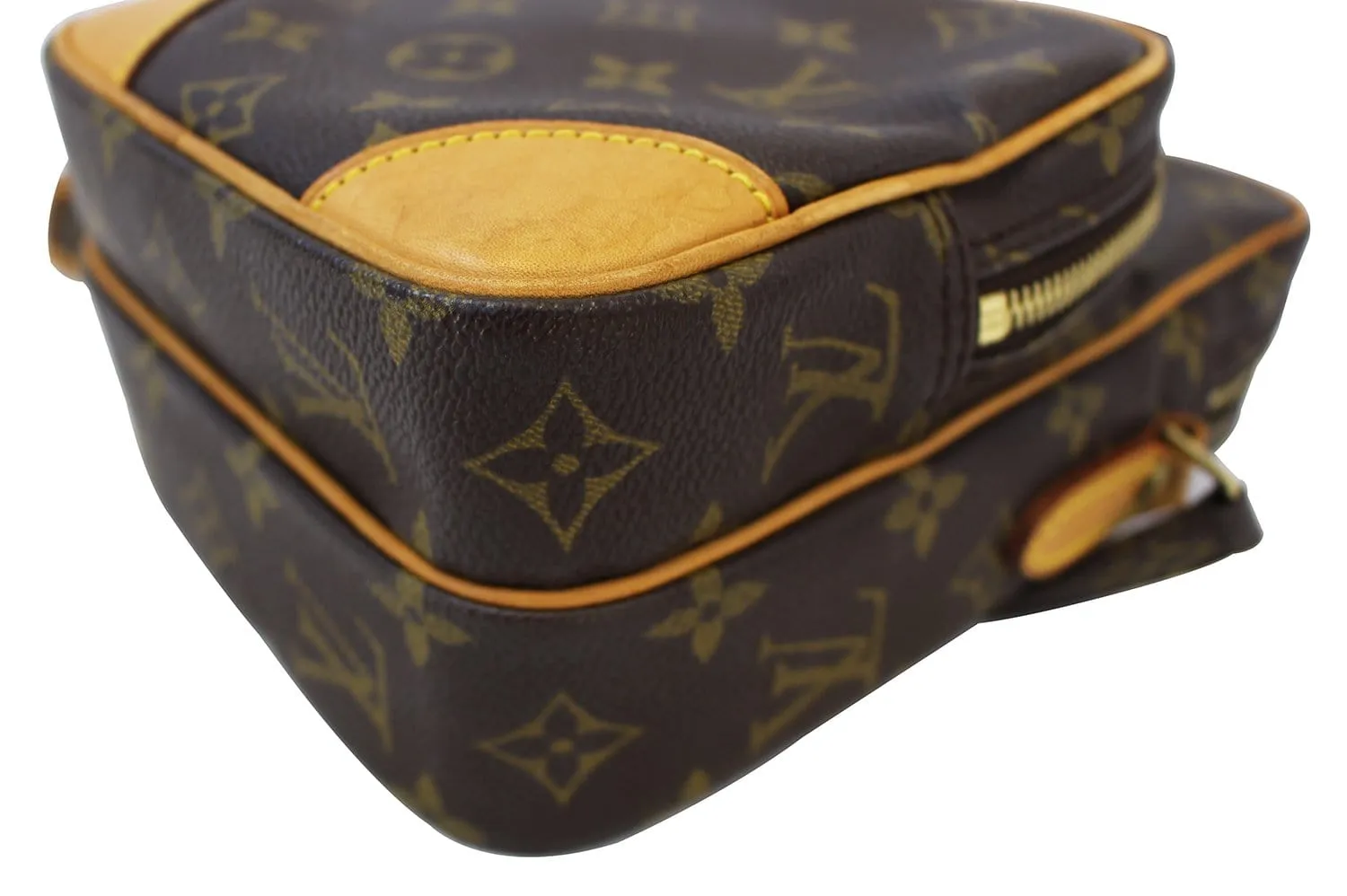 LOUIS VUITTON Monogram Amazone Shoulder Bag