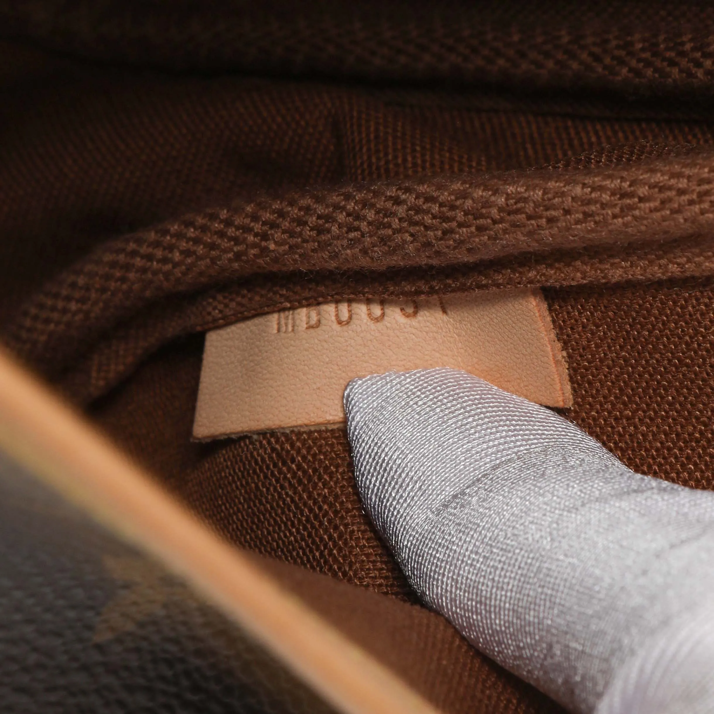 Louis Vuitton Monogram Saumur 30