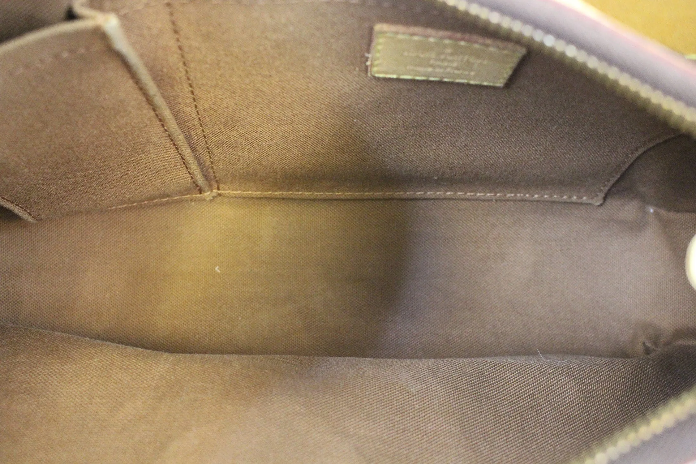 LOUIS VUITTON Monogram Thames PM Shoulder Bag