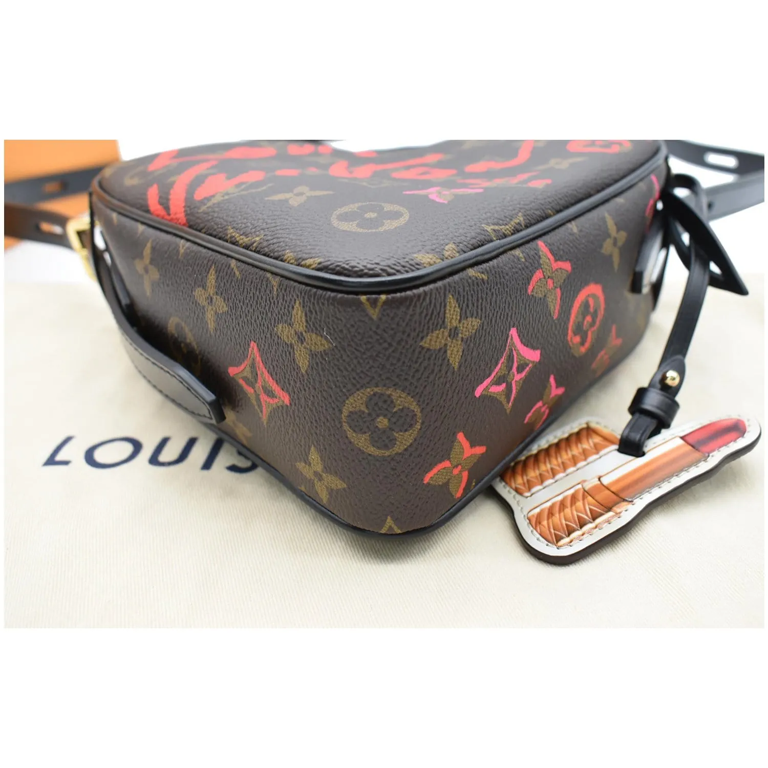 LOUIS VUITTON Sac Coeur Heart Monogram Canvas Crossbody Bag Brown