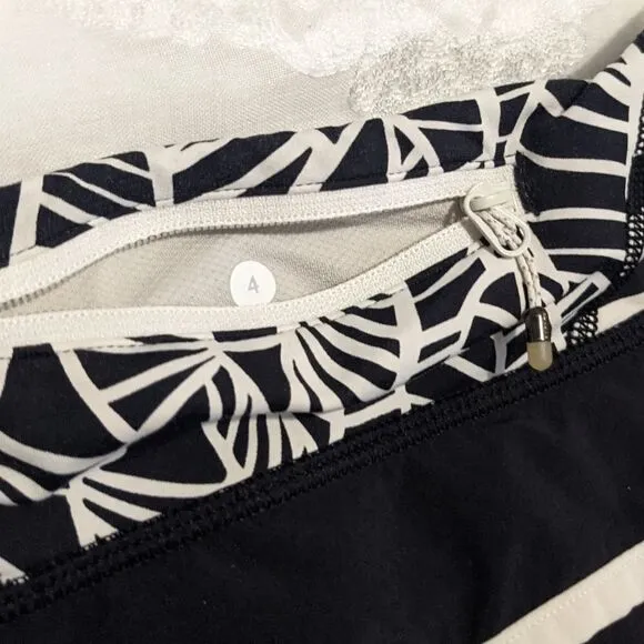 Lululemon Speed Short Black Angel Wings W7B38S