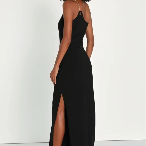 Lulus ,style is  “Ultimate Icon Black One-Shoulder Chain Strap Maxi Dress”, Sz M