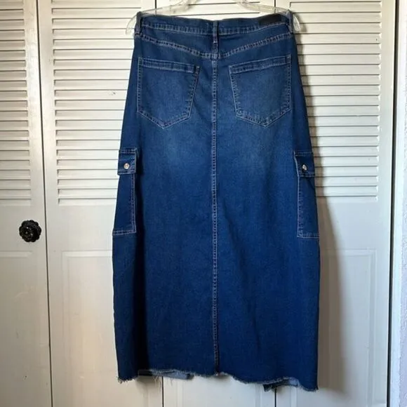 Nicole miller Women maxi skirt with cargo pocket size 10