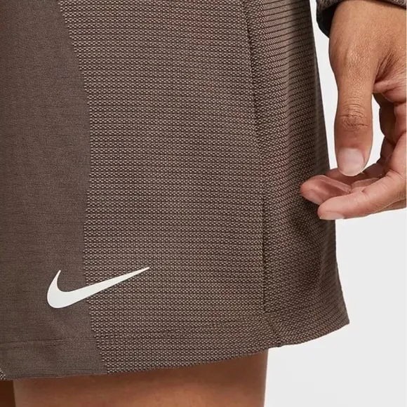 Nike Dri-FIT UV Tour Golf Skirt UPF 40  Plum Eclipse DR5342-291 Size XS