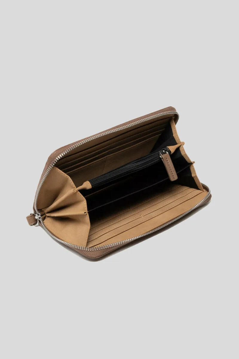 Onyx Zip Around Lg   Wristlet Grain Pu - Beaver