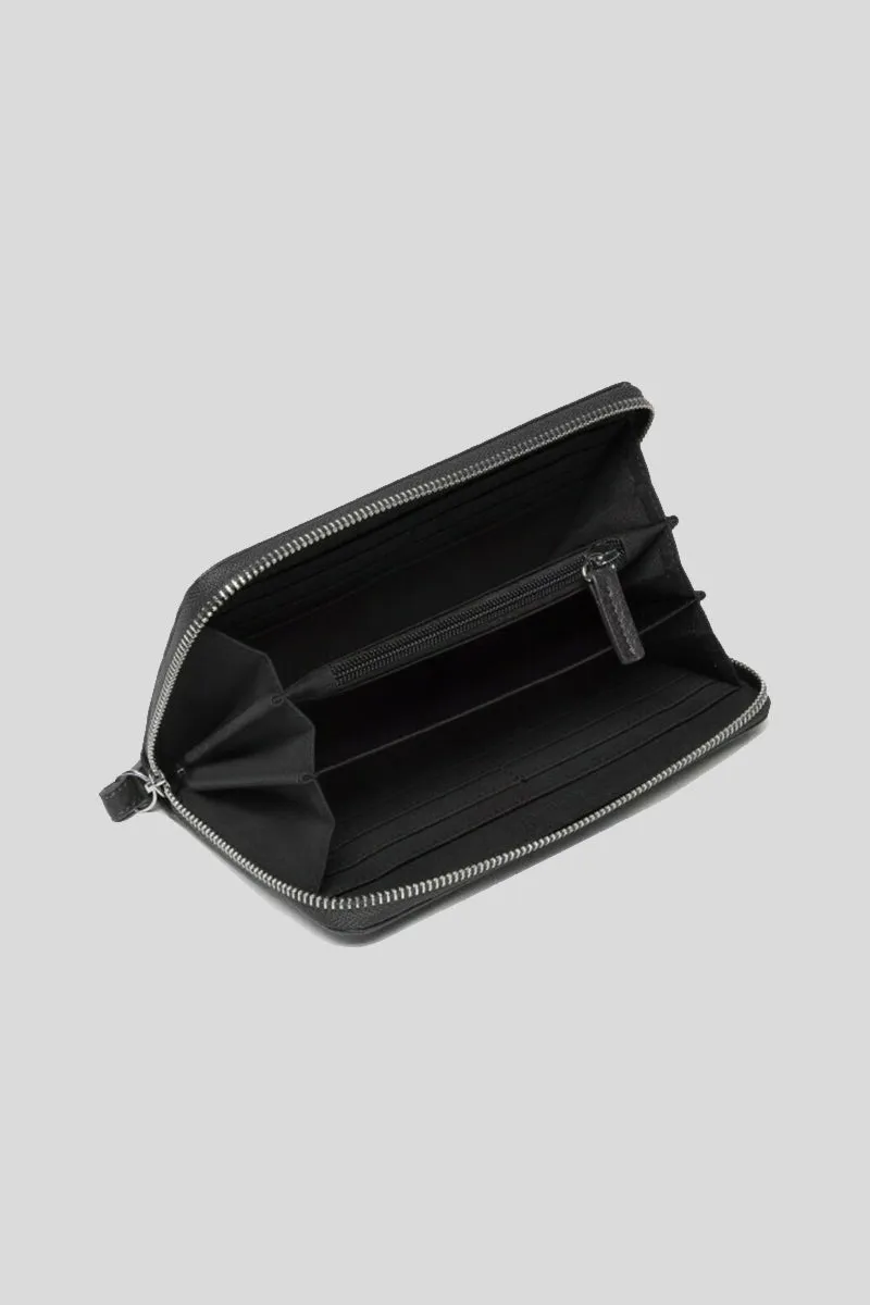 Onyx Zip Around Lg   Wristlet Grain Pu - Black