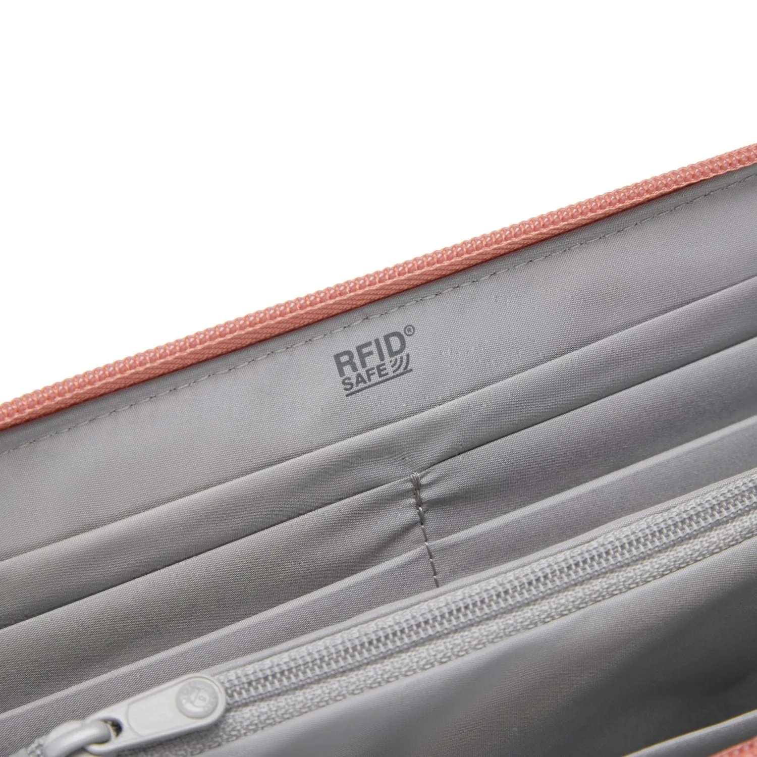 Pacsafe RFIDsafe Continental Wallet